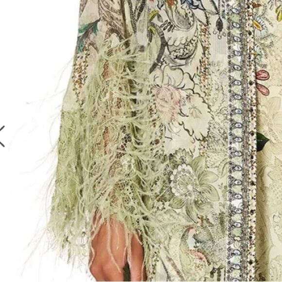 NWT 1000.00 CAMILLA Flare Sleeve Long Robe
Brick Lane Beauty OS COLLECTED PIECE - Picture 5 of 6